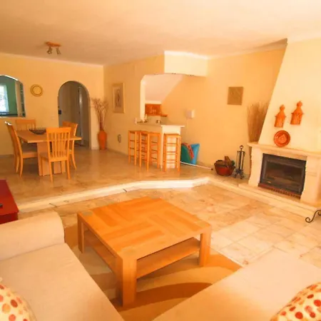 Vale Do Garrao Sleeps 4 Pool Air Con Wifi * 퀸타도라고